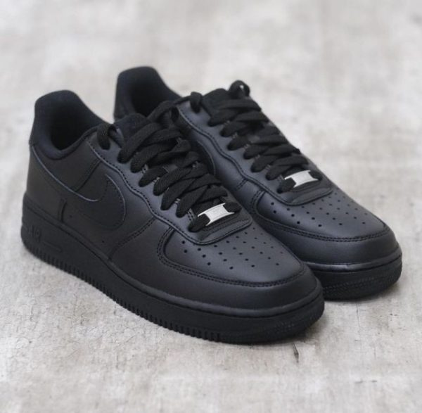 نایک ایر فورس ۱ بدون ساق تمام مشکی Nike air force 1 black