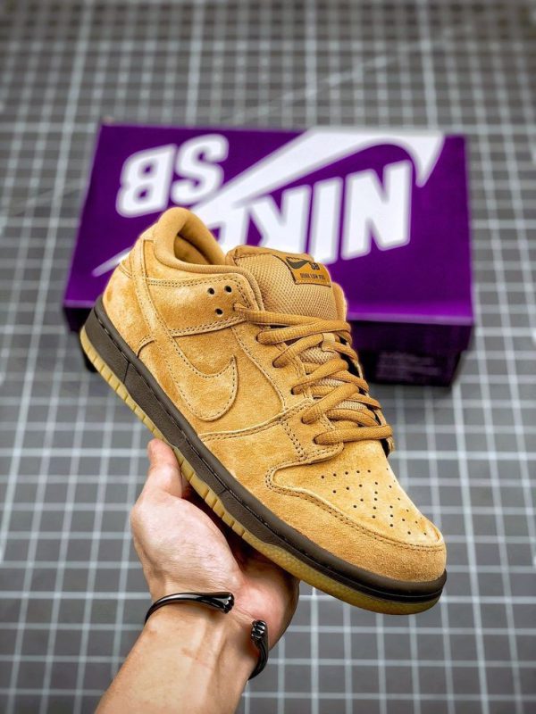 نایک اس بی دانک بدون ساق خردلی ویت موکا Nike sb dunk low wheat mocha