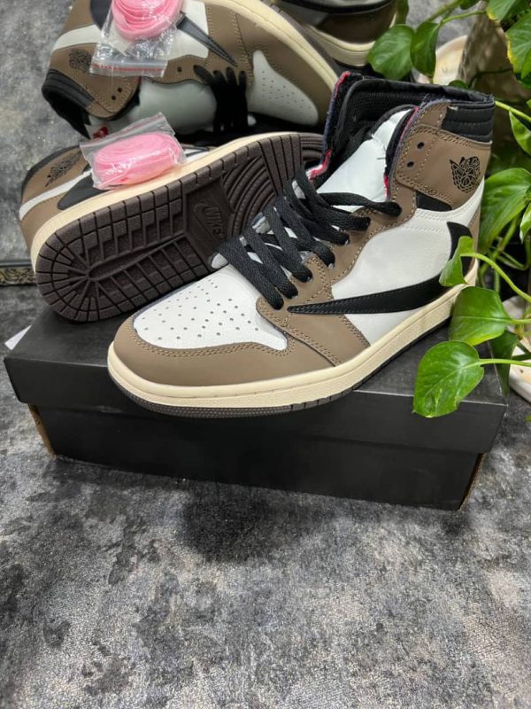 نایک ایر جردن ۱ ساقدار تراویس اسکات قهوه ای Nike air jordan 1 high travis Scott cactus Jack brown - Image 3