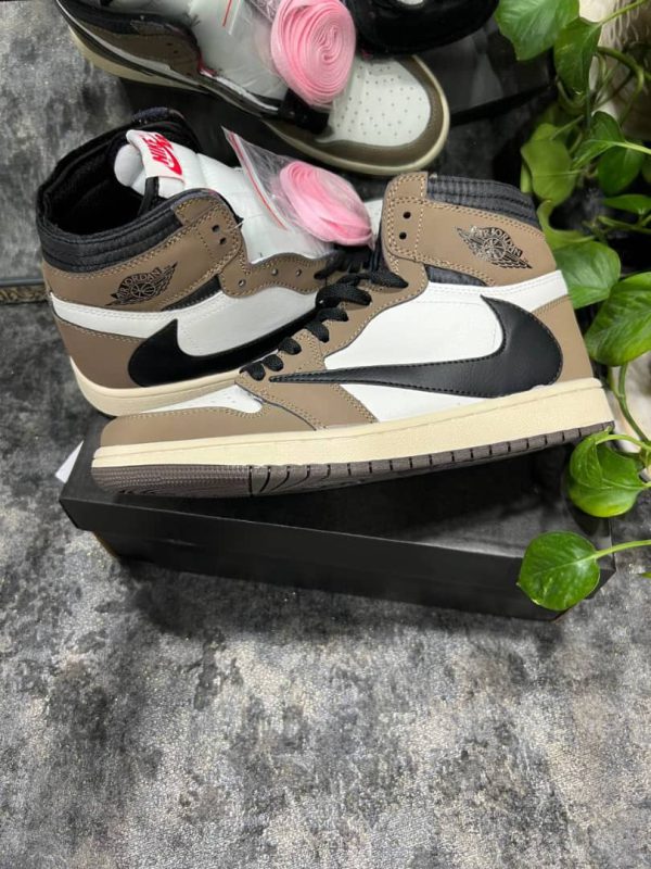 نایک ایر جردن ۱ ساقدار تراویس اسکات قهوه ای Nike air jordan 1 high travis Scott cactus Jack brown - Image 2