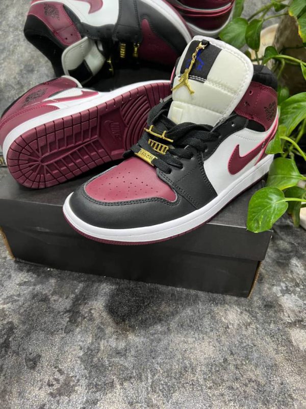 نایک ایر جردن ۱ ساقدار مارون Nike air jordan 1 high maroon - Image 4