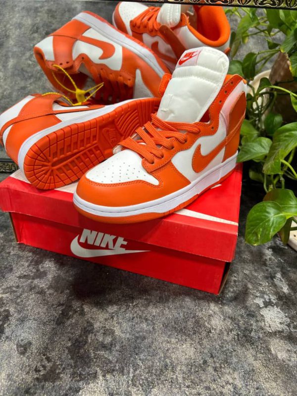 نایک اس بی دانک ساقدار نارنجی سفید Nike sb dunk high orange and white - Image 3