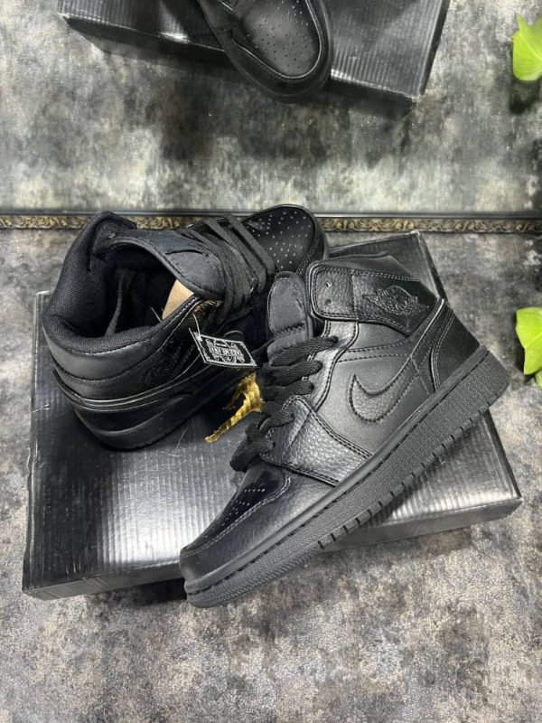 نایک ایر جردن ۱ ساقدار تمام مشکی Nike air jordan 1 high black - Image 4