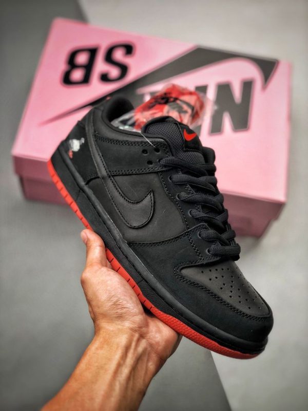 نایک اس بی دانک بدون ساق پیجون مشکی Nike sb dunk low pigeon black