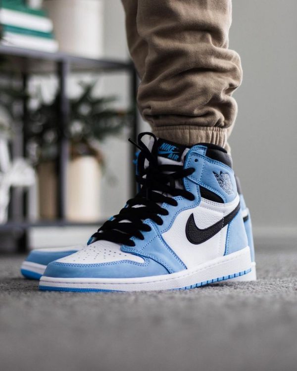 نایک ایر جردن ۱ ساقدار یونیورسیتی آبی Nike air Jordan 1 high university blue