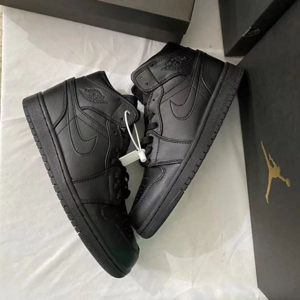 نایک ایر جردن ۱ ساقدار تمام مشکی Nike air jordan 1 high black