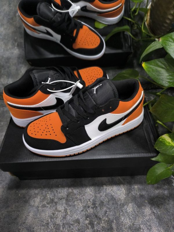 نایک ایر جردن ۱ نارنجی تیره بدون ساق Nike air jordan 1 low orange - Image 3