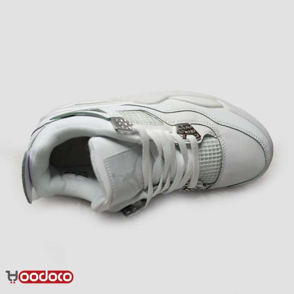 کتانی نایک ایر جردن ۴ متالیک سفید نقره‌ای Nike air Jordan 4 metallic white and silver