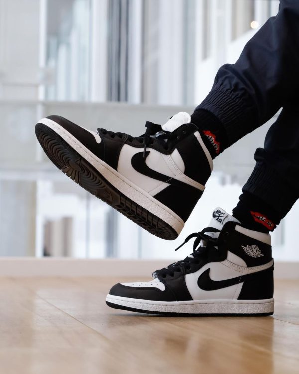 نایک ایر جردن 1 ساقدار مشکی سفید Nike jordan 1 black and white