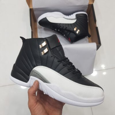 کتانی نایک جردن 12 رترو مشکی سفید Nike air jordan 12 Retro black white