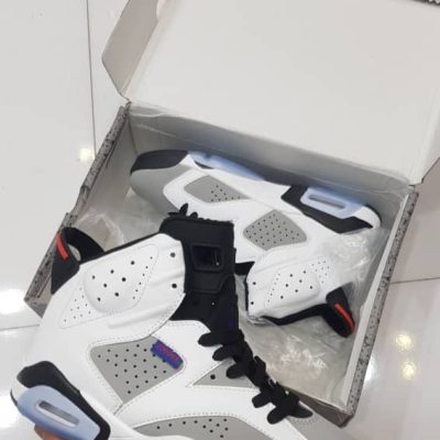 کتانی ایر جردن ۶ سفید طوسی Nike air Jordan 6 white and flint grey