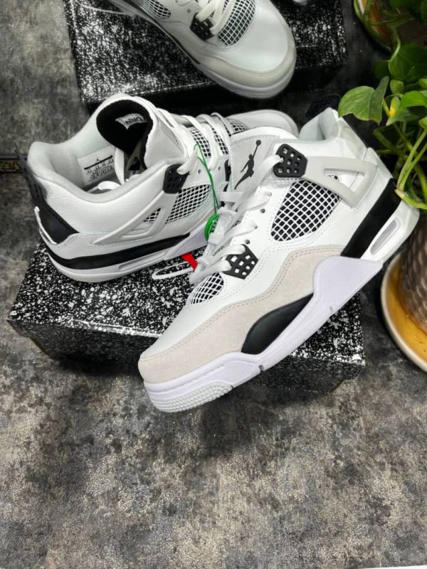 نایک ایر جردن ۴ میلیتاری Nike air jordan 4 military - Image 3