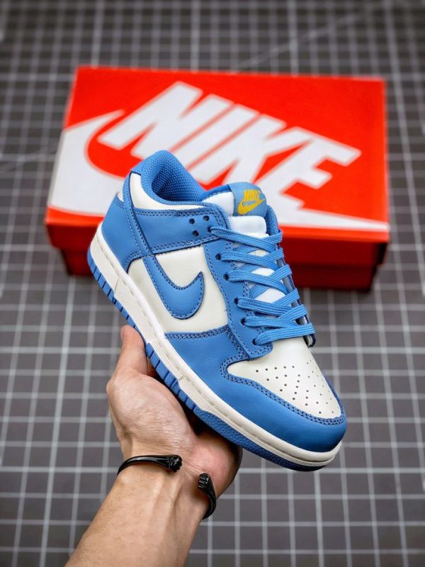 نایک اس بی دانک بدون ساق آبی سفید Nike sb dunk low blue and white