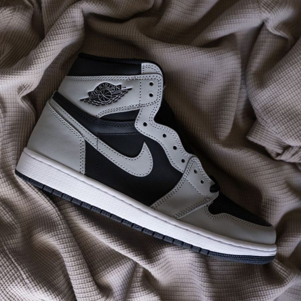 نایک ایر جردن ۱ ساقدار طوسی مشکی شادو Nike air Jordan 1 high grey and black shadow