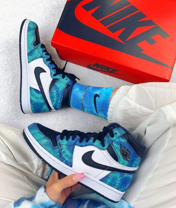 نایک ایر جردن ۱ ساقدار تای دای آبی نفتی Nike air Jordan 1 high tie dye blue