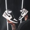 جردن 1 کورال مشکی طووسی سفید Jordan 1 bleached coral