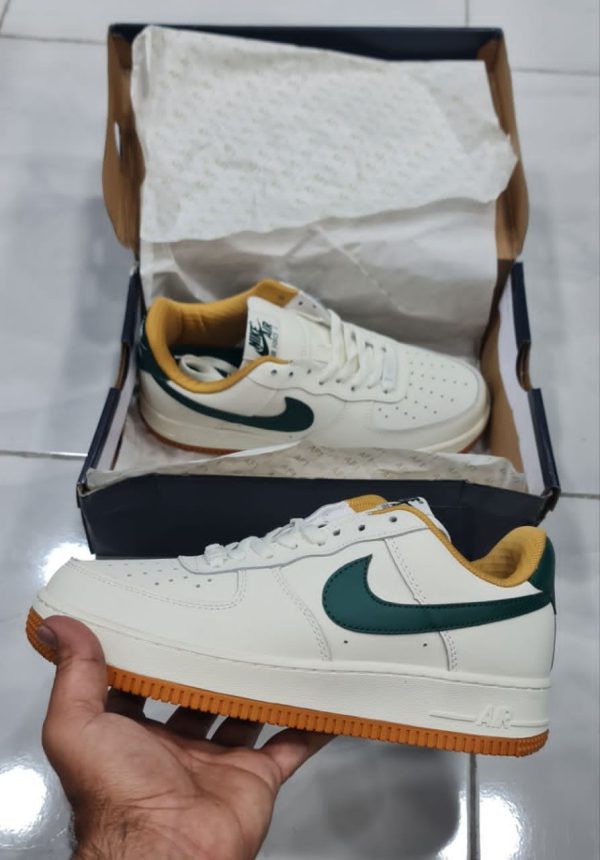 نایک ایر فورس ۱ بدون ساق کرمی سبز Nike air force 1 beige green - Image 2