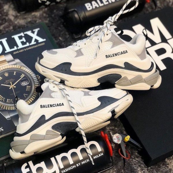 بالنسیاگا تریپل سفید مشکی Balenciaga triple s white black