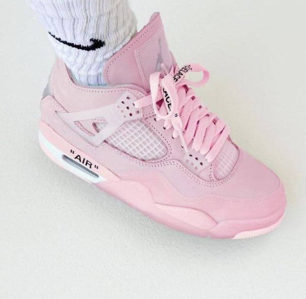 نایک ایر جردن ۴ آف وایت صورتی Nike air jordan 4 off white pink