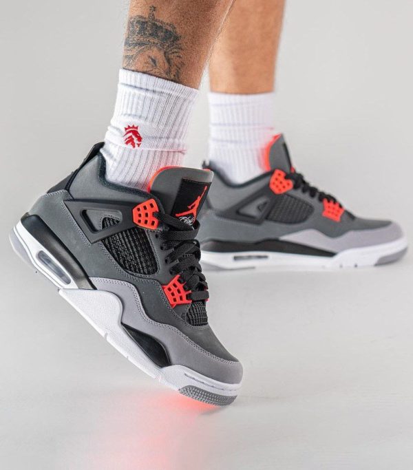 نایک ایر جردن ۴ طوسی قرمز Nike air jordan 4 infrared