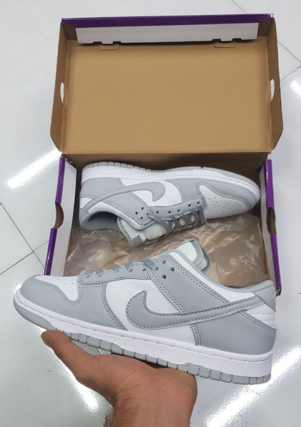 نایک اس بی دانک بدون ساق طوسی سفید Nike sb dunk low grey fog - Image 3