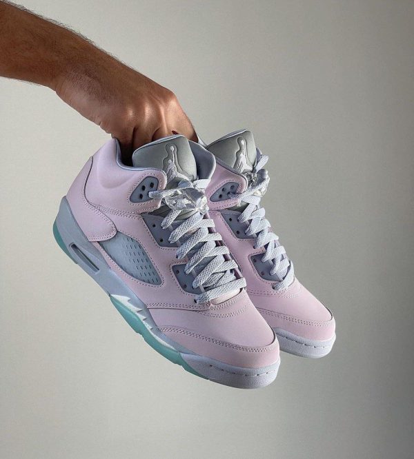 نایک ایر جردن ۵ گلبهی Nike air jordan 5 Easter