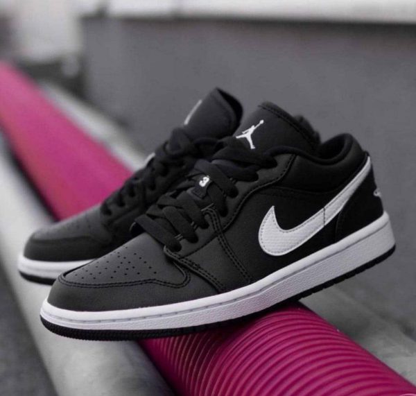 نایک دانک بدون ساق پاندا مشکی Nike dunk low black panda