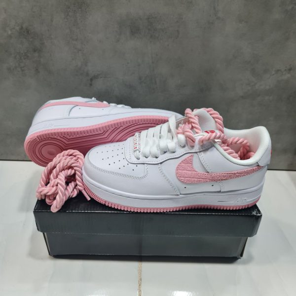 Nike air force 1 valentines day نایک ایر فورس ۱ بدون ساق سفید ولنتاین - Image 3