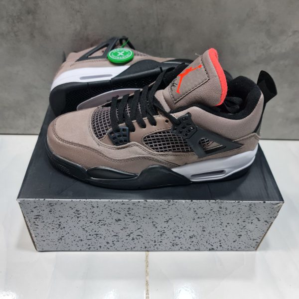 نایک ایر جردن ۴ رترو تایپ‌ قهوه ای Nike air jordan 4 retro taupe haze - Image 3