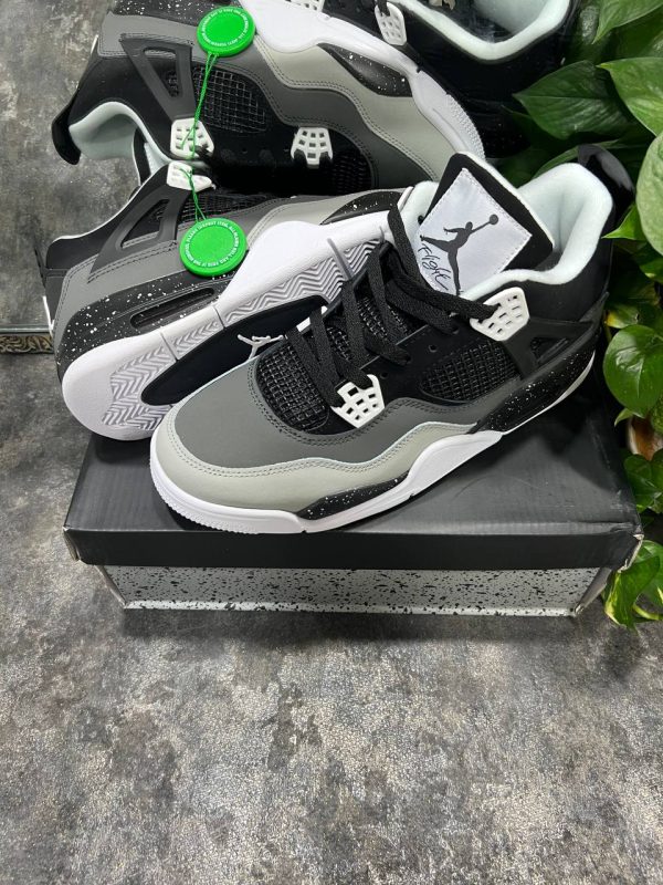 نایک ایر جردن ۴ خاکستری مشکی روشن Nike air jordan 4 fear pack - Image 3