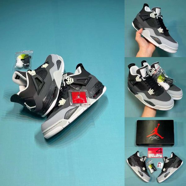 نایک ایر جردن ۴ خاکستری مشکی تیره Nike air jordan 4 Fear Pack