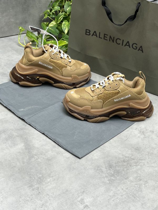 بالنسیاگا تریپل قهوه ای Balenciaga Triple S Brown - Image 2