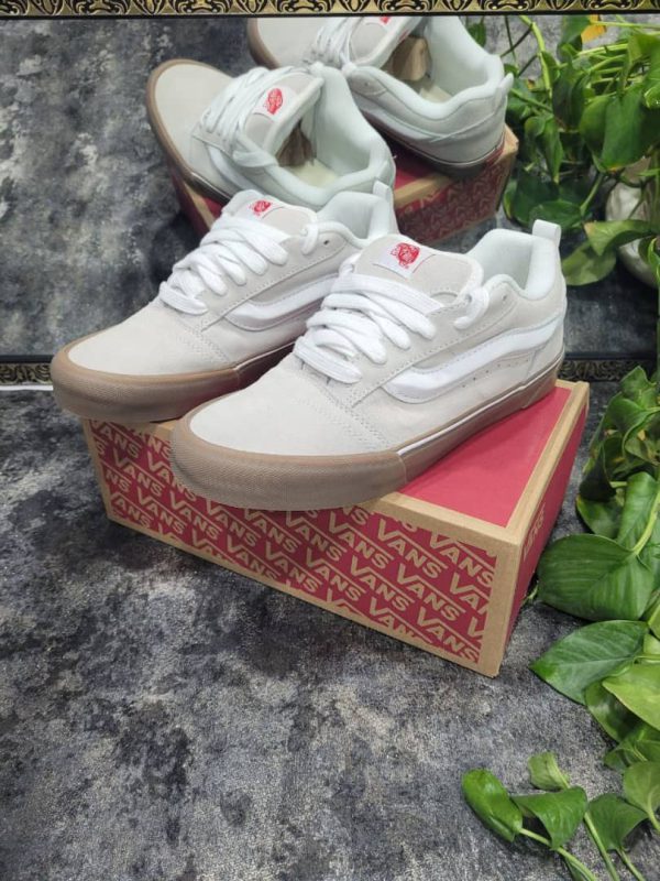 ونس اولد اسکول کی ان یو سفید قهوه ای Vans knu skool white and gum - Image 3