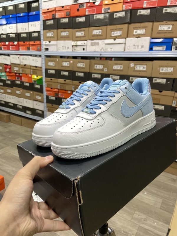 نایک ایرفورس بدون ساق سفید آبی طوسی Nike air force 1 psychic blue