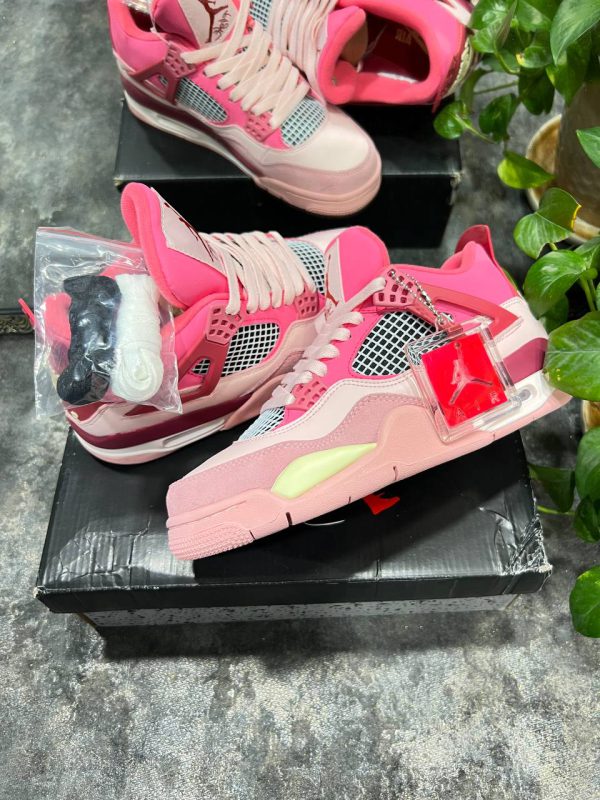 نایک ایر جردن ۴ صورتی گلبهی Nike air jordan 4 pink - Image 2