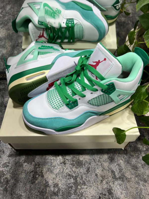 نایک ایر جردن ۴ فیروزه ای سبز Nike air jordan 4 PE SB Green Blue White - Image 3