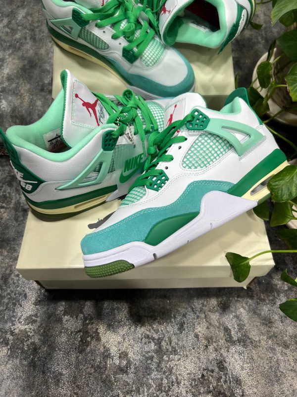 نایک ایر جردن ۴ فیروزه ای سبز Nike air jordan 4 PE SB Green Blue White - Image 2