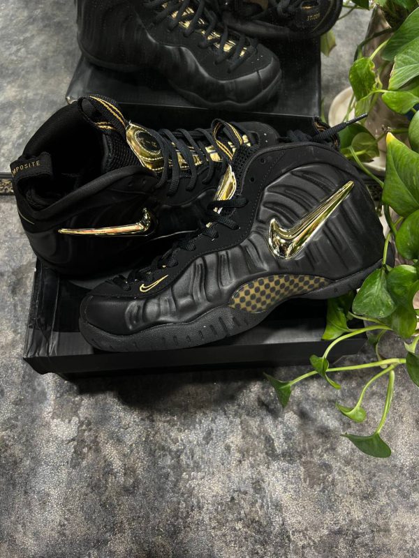 نایک ایر فامپوزیت طلایی مشکی Nike air Famposite Black Gold - Image 2