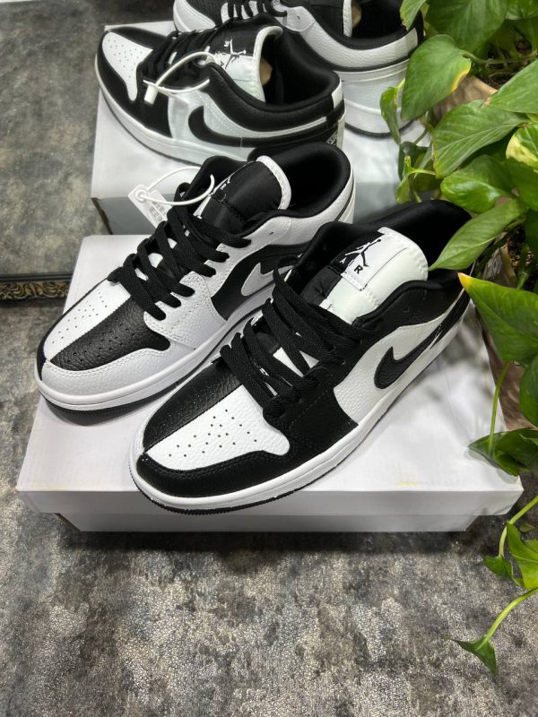 نایک ایر جردن ۱ بدون ساق مشکی دو رنگ Nike air jordan 1 low black and white - Image 3