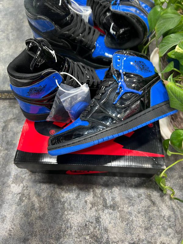 نایک ایر جردن ۱ ساقدار ورنی آبی مشکی Nike air jordan 1 high Patent Leather black and blue - Image 2