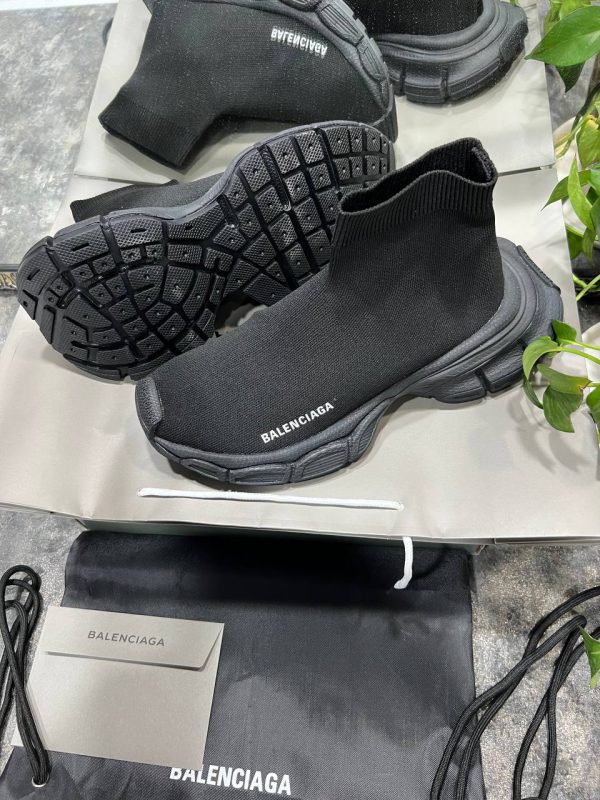 بالنسیاگا جورابی ۳ اکس ال تمام مشکی Balenciaga 3XL Socks full black - Image 3