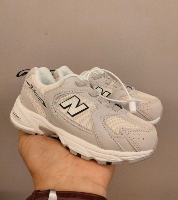 کتونی بچه گانه نیوبالانس ۵۳۰ کرمی New Balance 530