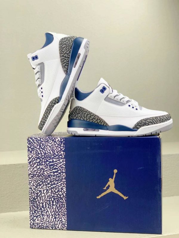 نایک ایر جردن ۳ آبی سفید Nike air jordan 3 blue white