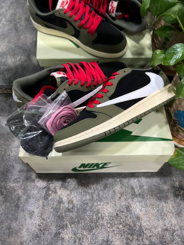 نایک جردن ۱ بدون ساق تراویس اسکات زیتونی سبز جیر Nike air Travis Scott Olive Green - Image 2