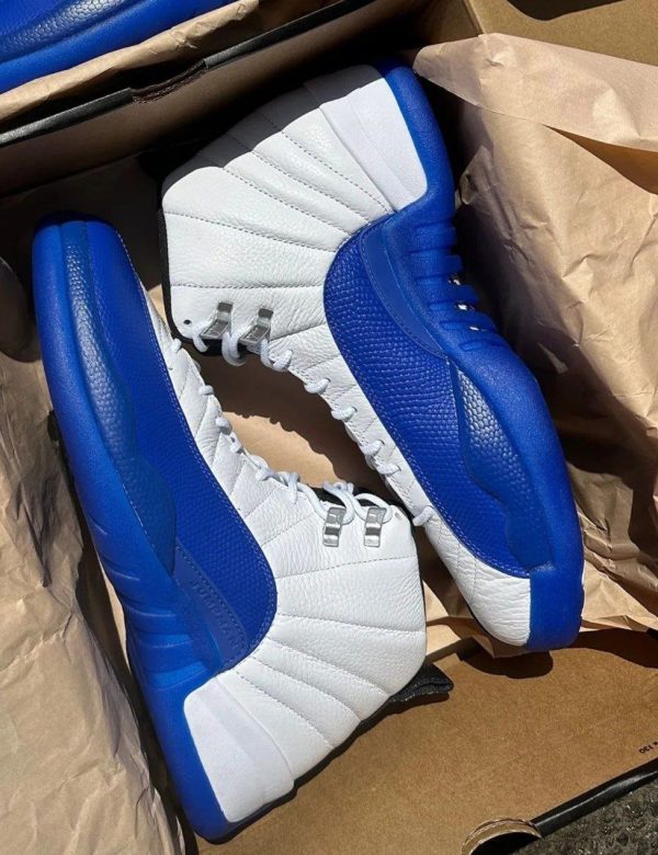 نایک ایر جردن ۱۲ آبی بلوبری Nike air jordan 12 blueberry