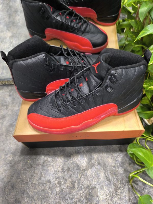 نایک ایر جردن ۱۲ مشکی قرمز Nike air jordan 12 black red - Image 3