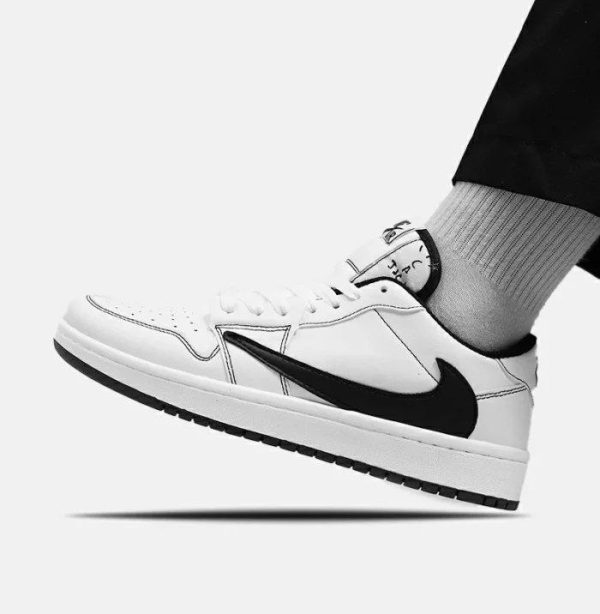 نایک ایر جردن ۱ بدون ساق تراویس اسکات پاندا سفید Nike air jordan 1 low Travis Scott Panda