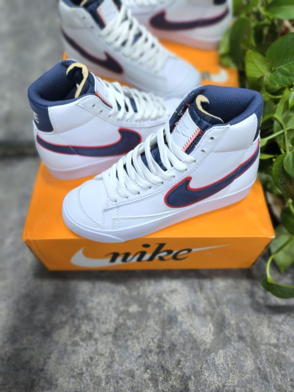 نایک بلیزر ساقدار 77 سفید سورمه ای Nike blazer mid 77 white navy - Image 2