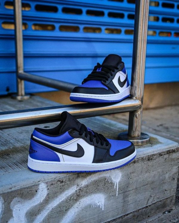 کتونی بچه گانه نایک ایر جردن ۱ بدون ساق آبی تو Nike air Jordan 1 low blue toe