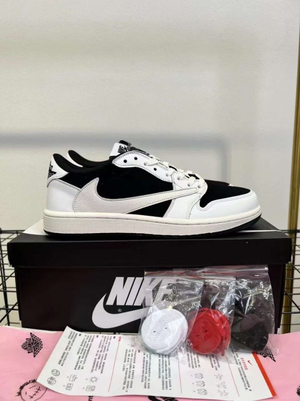 نایک ایر جردن ۱ تراویس اسکات بدون ساق سفید مشکی Nike air jordan 1 low Travis Scott Black and white